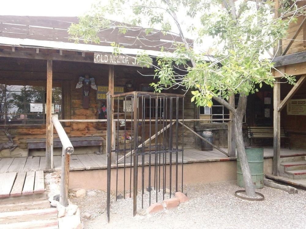 Bonnie Springs Ranch Motel Blue Diamond Buitenkant foto